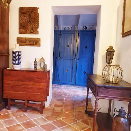Vakantieboerderij Restored 2 Bedroom Farmhouse - Aircon Wifi Plunge Pool *