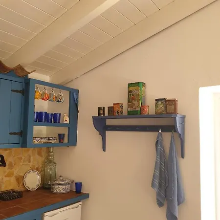 Restored 2 Bedroom Farmhouse - Aircon Wifi Plunge Pool Farm stay Moncarapacho