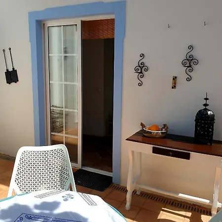 Restored 2 Bedroom Farmhouse - Aircon Wifi Plunge Pool